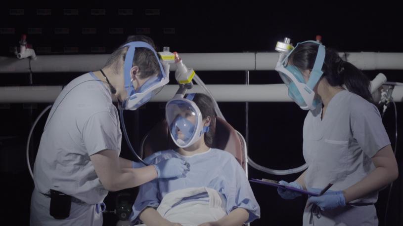阮以壯所率領的團隊研發的呼吸面罩。COSMIC醫療提供