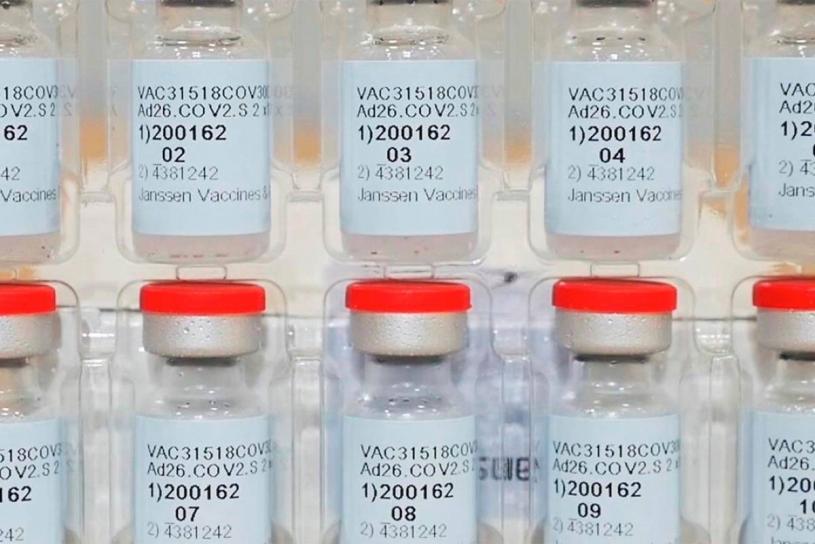 目前本国采用的疫苗均需接种两剂，只有强生一款例外。加通社/美联社