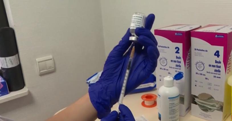 亚省开始第2A阶段的新冠疫苗预约。