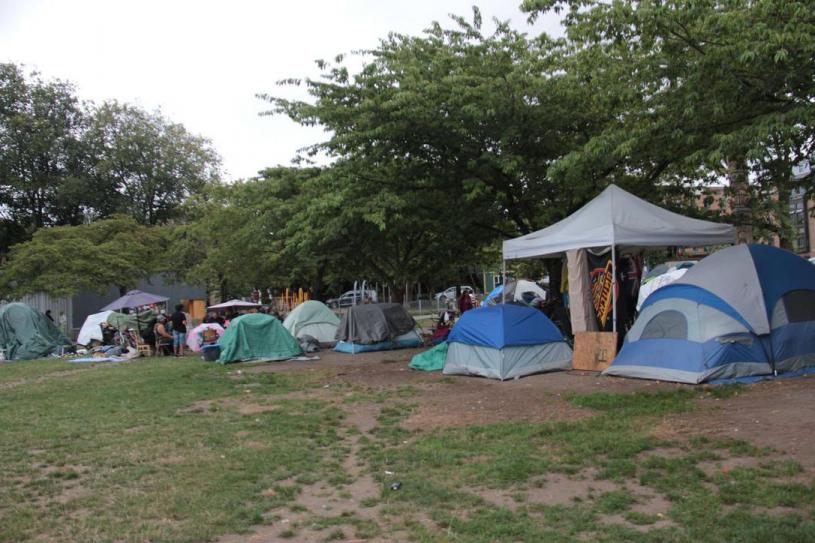 奧本海默公園曾有逾千名無家者在此安營扎寨。星報資料圖片