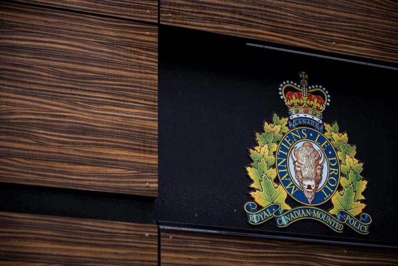 警方调查素里发现人体残骸事件。 RCMP网站