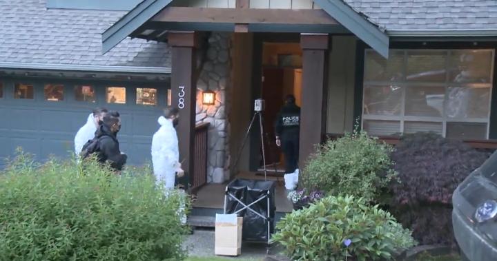 兇案調查人員周六到漢特的前寓所及其丈夫父母家中執行搜查令。Global