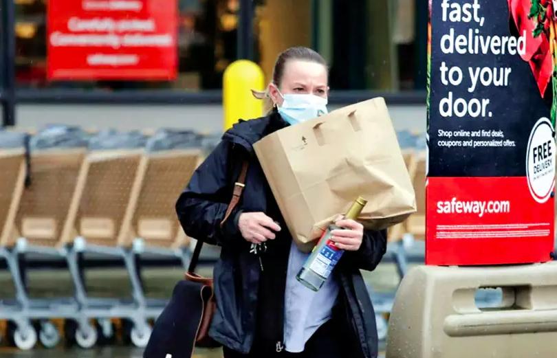 从明年3月27日起，列治文将禁止使用发泡胶食品容器、塑料吸管和胶袋。CBC