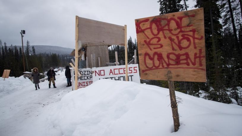 抗议人士在卑诗北部天然气输送管道工程工地驻扎。加通社
