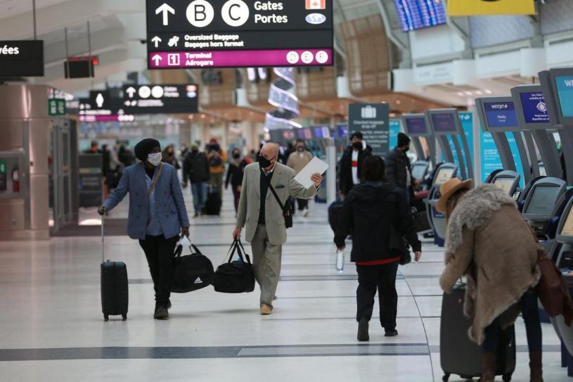■国际旅客抵达多伦多皮尔逊国际机场。星报资料图片