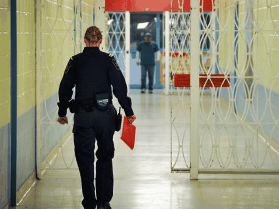 近40%在加拿大懲教服務工作的女性認為在精神及情緒問題上，工作環境不安全。加拿大懲教署