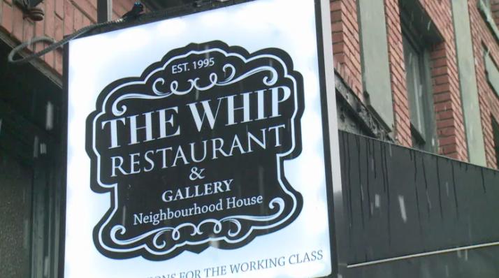 位於溫哥華快樂山社區的The Whip餐廳已經經營25年，仍敵不過疫情需要倒閉。CBC