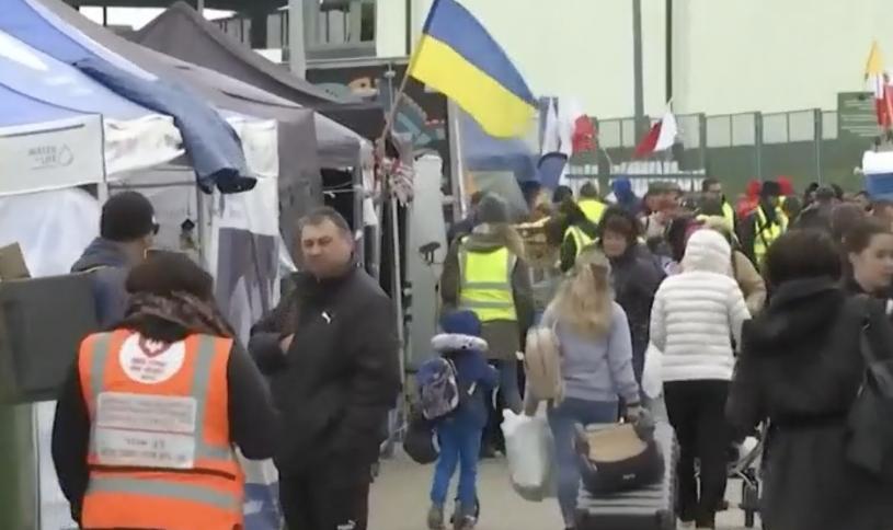 乌克兰难民抵达卑诗省后可立即申请医疗服务计划保险。 CTV电视截图