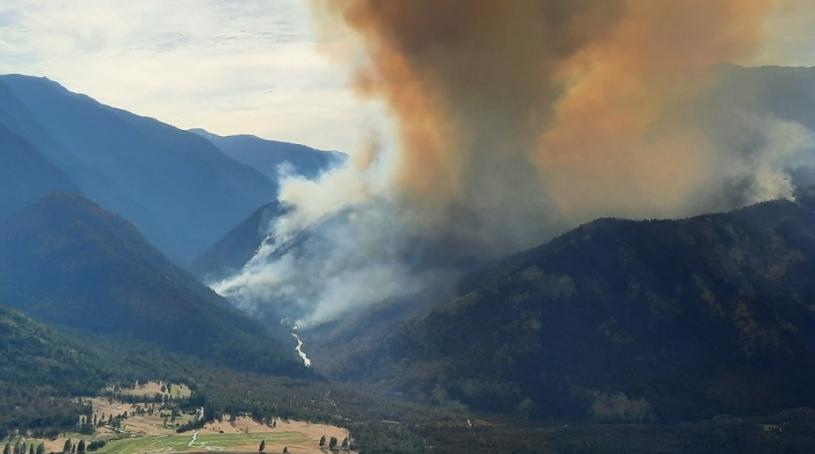 诺霍敏溪山火仍未受控。BCWS