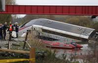 法国高速列车出轨5死7伤