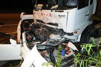 大埔公路私家车撼货柜车　司机乘客当场死亡