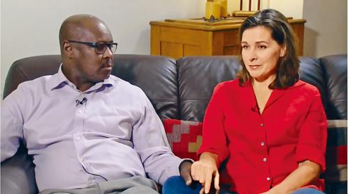 桑達斯夫婦接受傳媒訪問，講述二人面對腎病的心路歷程。 CTV