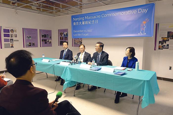 ■蕭楚強（左起）、趙成俊、王裕佳及劉美玲在未來的亞太和平博物館宣布，今年將在安省議會舉辦官方的南京大屠殺紀念活動。
