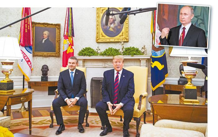 美國總統特朗普3日在白宮會見斯洛伐克總理彼得佩萊格里尼時發表講話，稱與俄羅斯總統普京（小圖）通電話交談超過一個多小時。美聯社