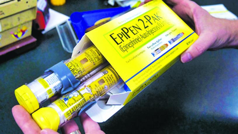 联邦卫生部表示，EpiPen 0.3mg针剂出现短缺，将会进口另一个厂牌Auvi-Q针剂代替。 CTV
