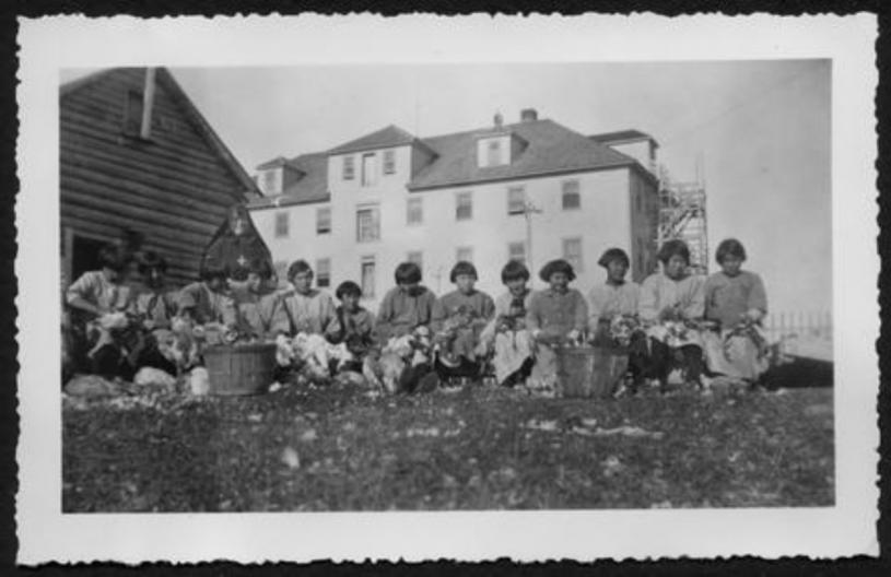 安省 St. Anne's (Fort Albany)原住民寄宿学校（1906-1976）