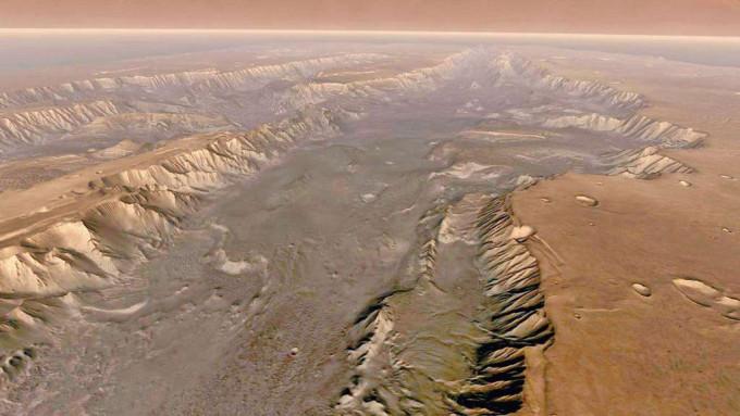 美國太空總署奧德賽軌道飛行器，拍攝到的火星水手谷合成圖像。