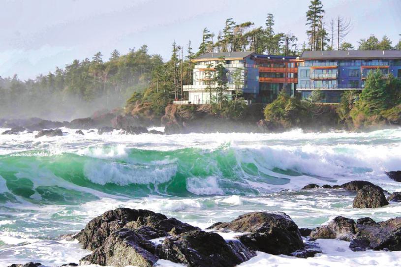 ■温哥华岛海域录得千年一遇的巨浪。星报资料图片