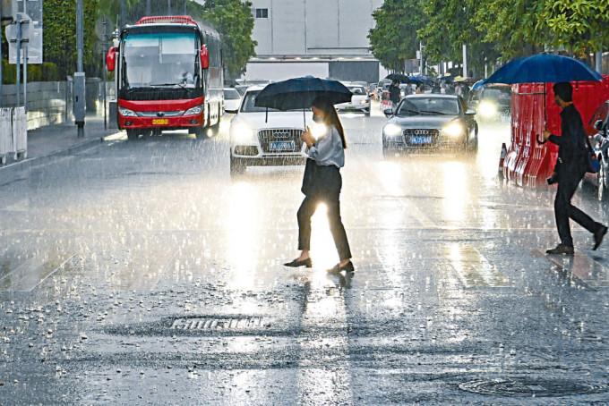 受「木蘭」影響，廣州市區迎來降雨。