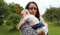 女儿患罕见疾病 母每周花200元奶粉医疗开支 不获OHIP助困