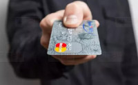 國民熱衷電子支付 政府希望降低信用卡手續費助商戶渡難關