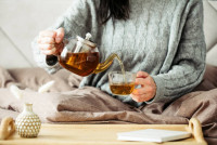 茶类1种成分要小心 饮太多可致失眠头痛焦虑 2类人应避免