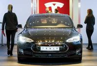 Tesla全球收回九万辆电动车