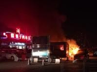 北京停車場5輛車被焚毀　傳出爆炸聲