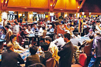 高风险赌徒多来自中国  赌场可疑现金赌客 被指多从事地产业