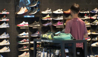 【中美贸易战】Nike及Adidas等170间鞋商促华府撤销加征关税