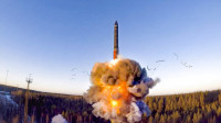 俄军明日试射可载核弹头导弹 普京亲自参与演习项目