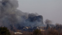 俄乌局势｜乌克兰利沃夫机场附近遭导弹袭击 市内响起空袭警报