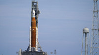 NASA将于9月3日再次尝试发射登月火箭
