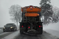 冬季路上的雪鹽 會對汽車造成甚麼損害？