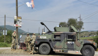俄乌战争翻版？︱塞尔维亚重兵进驻科索沃边境  美国、北约示警