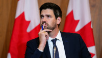 住房成大问题  部长：加拿大不排除降低移民数量