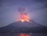 鹿兒島櫻島火山爆發   噴煙直衝5000米高空