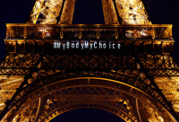 法堕胎权入宪创全球首例   巴黎铁塔亮灯：我的身体我的选择