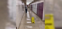 多倫多高中校園多處漏水  教育局恐無力維修