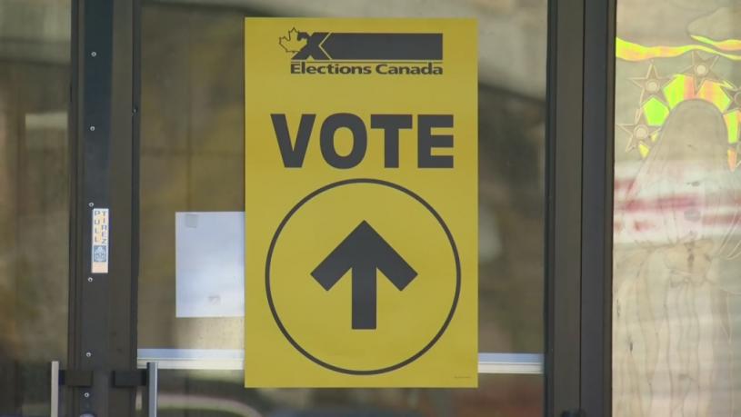 联邦大选下月20日举行，选举局不会在校园内设投票站。CTV