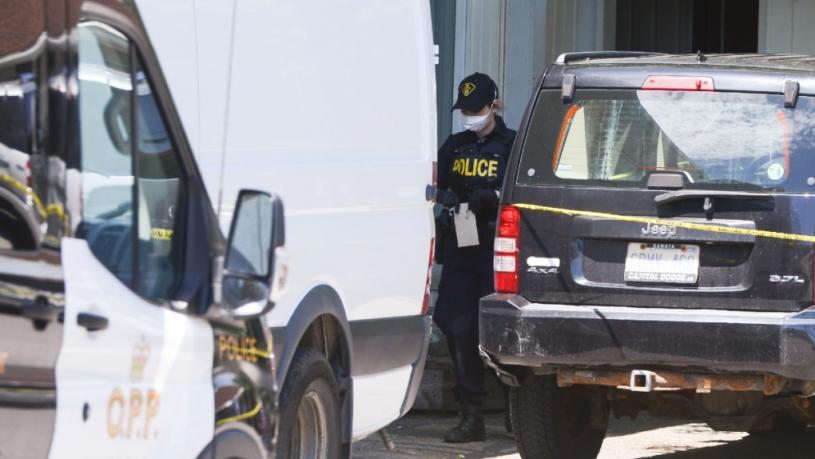 安省省警在現場調查一宗謀殺案。加通社資料圖片