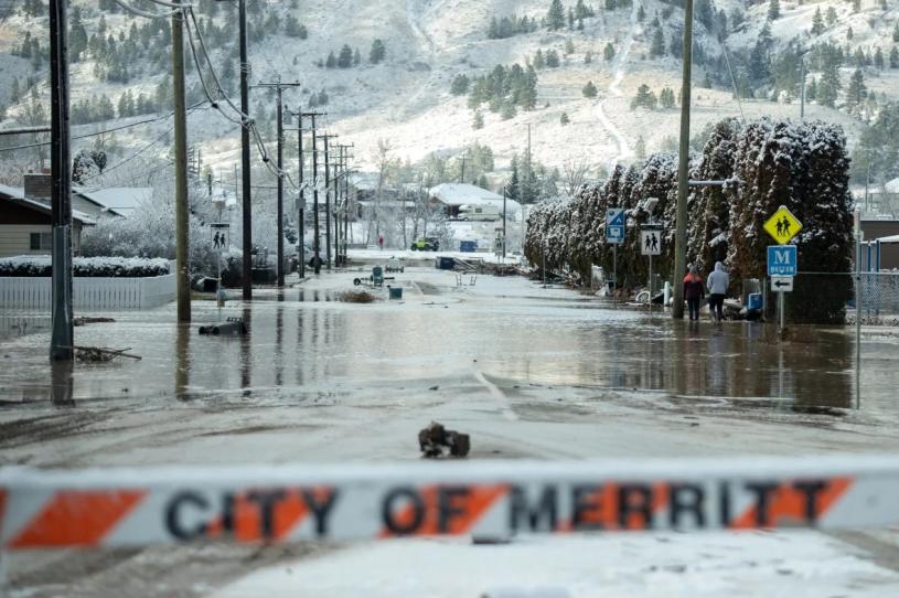 洪災發生後的梅里特市一處社區。路透社

