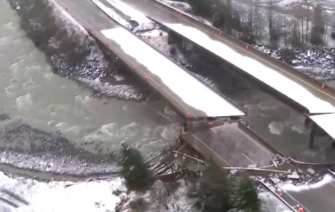 卑詩省早前水災，令主要公路受到嚴重破壞。Global news