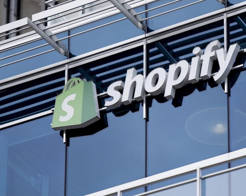 Shopify股价从最高点暴跌48%。加通社资料图