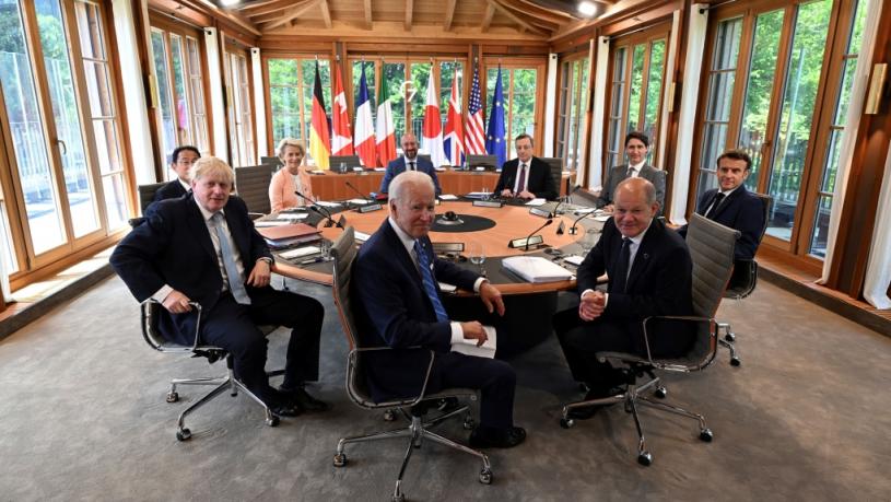 G7领导人正式会议前一起调侃普京赤膊骑马照。CTV