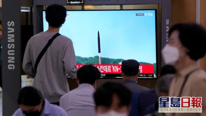 北韓又發射彈道導彈。AP資料相