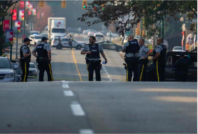 周三早上，警方仍封鎖本拿比加拿大路（Canada Way）和柯爾街（Curle Avenue）附近的事發現場。RCMP 