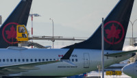 【平安夜更新】溫哥華國際機場預計 平安夜逾8成航班恢復