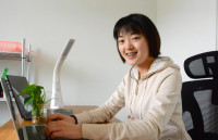18歲亞裔女孩成為UBC春季學期最年輕畢業生