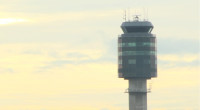 工會稱溫哥華機場空管人手不足  「系統依賴加班運行」